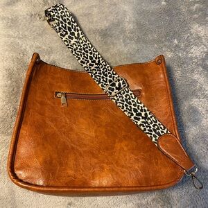 BROWN LEATHER CROSSBODY BAG WITH CHEETAH STRAP